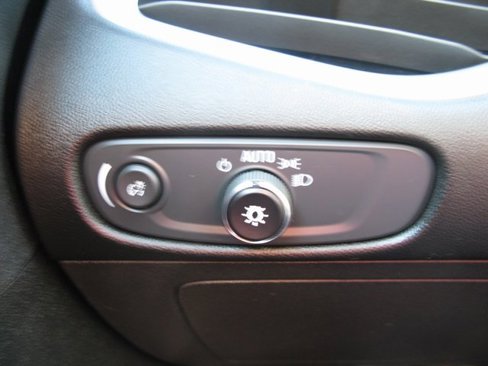 Used 2024 Chevrolet Malibu LT image 16