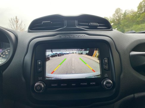 Certified 2016 Jeep Renegade Trailhawk image 31