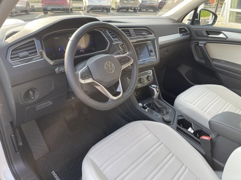 Certified 2024 Volkswagen Tiguan S image 15