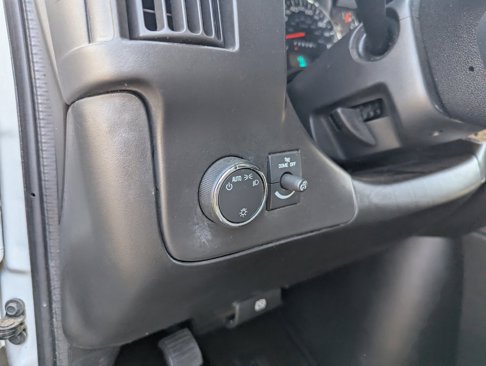 Used 2017 GMC Savana 2500 LT w/ LT Preferred Equipment Group image 19