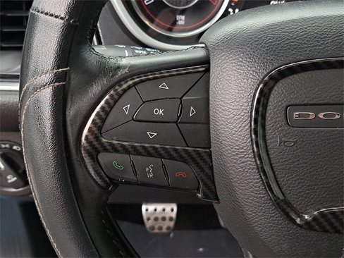 Used 2015 Dodge Challenger R/T Plus image 23