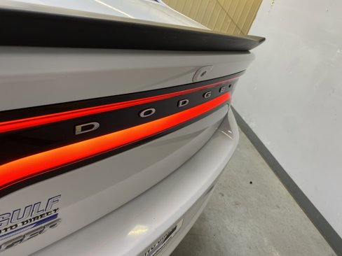 Used 2020 Dodge Charger SXT w/ Leather Interior Group image 15