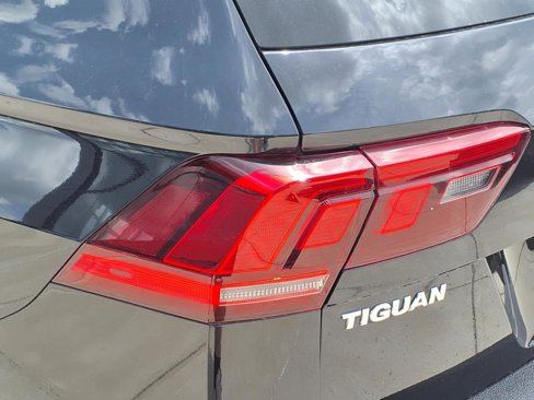 Used 2020 Volkswagen Tiguan S w/ 3rd Row Seat Package image 24