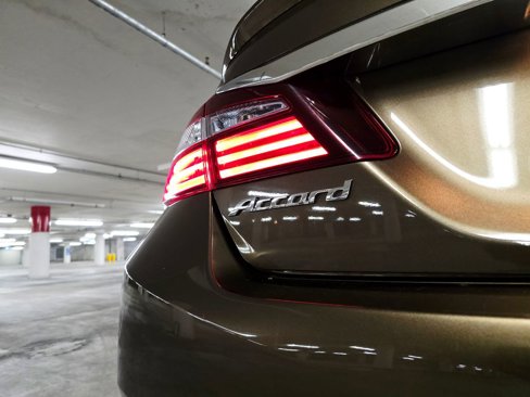Certified 2017 Honda Accord Hybrid Sedan image 9