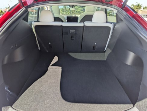 Used 2021 Tesla Model Y Long Range image 21