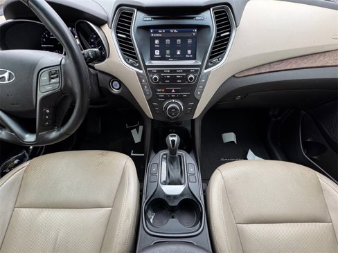 Used 2017 Hyundai Santa Fe Limited image 11
