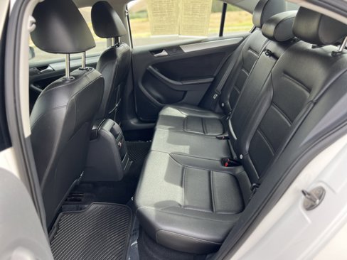 Used 2013 Volkswagen Jetta SE image 19