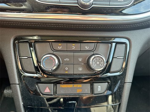 Used 2019 Buick Encore Preferred image 17