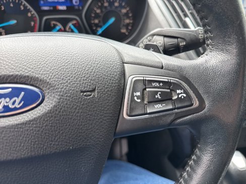 Used 2017 Ford Escape Titanium image 27