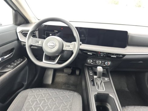 New 2025 Nissan Kicks SV image 20