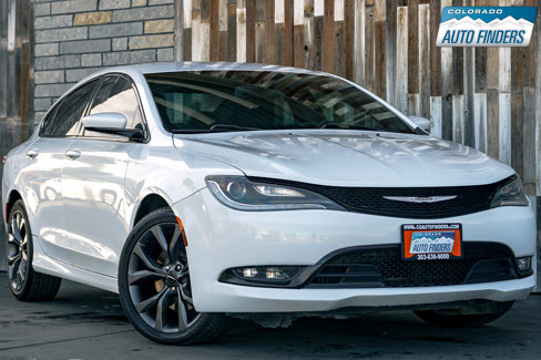 Used 2015 Chrysler 200 S w/ Navigation & Sound Group I image 8