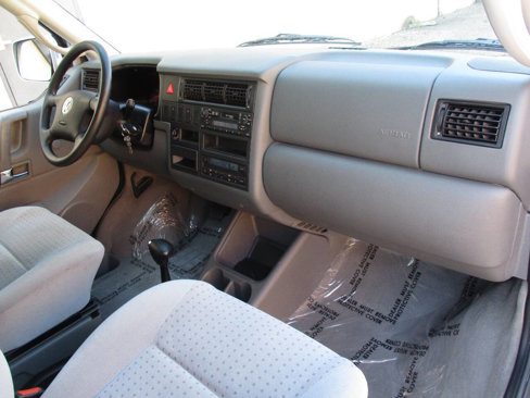 Used 2002 Volkswagen Eurovan GLS image 14
