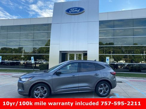 Used 2023 Ford Escape ST-Line image 2