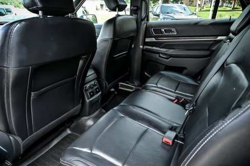 Used 2019 Ford Explorer Limited image 17