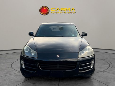 Used 2010 Porsche Cayenne image 8