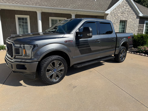 Used 2018 Ford F150 XLT w/ Equipment Group 302A Luxury image 2