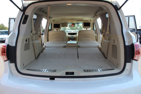 Used 2011 INFINITI QX56 4WD w/ Theater Pkg image 16