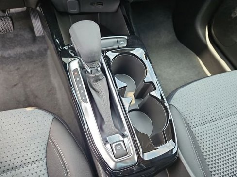 New 2025 Chevrolet Trax LT w/ Driver Confidence Package image 13