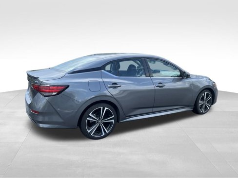 Used 2021 Nissan Sentra SR image 6