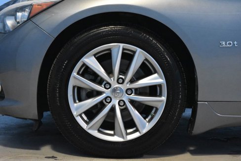 Used 2017 INFINITI Q50 3.0t Premium w/ Cargo Package (L95) image 25