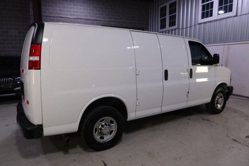 Used 2020 Chevrolet Express 2500 image 4