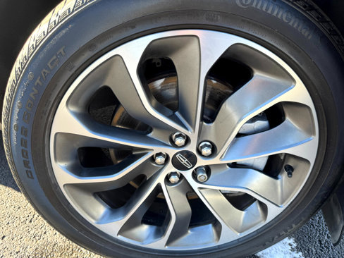 Used 2021 Lincoln Nautilus Reserve image 31