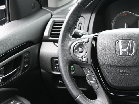 Used 2017 Honda Pilot Elite image 28