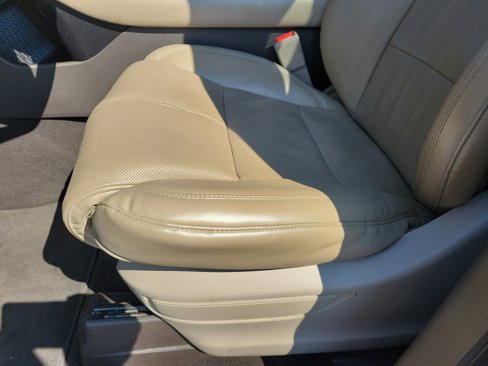 Used 2020 Lincoln Aviator Reserve w/ Equipment Group 202A image 13
