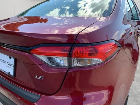 New 2025 Toyota Corolla LE image 31