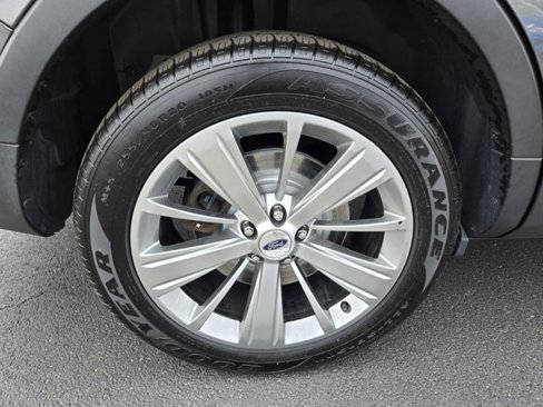 Used 2018 Ford Explorer Limited image 46