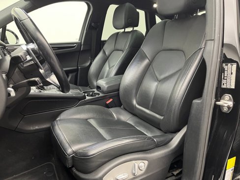 Used 2019 Porsche Macan image 7
