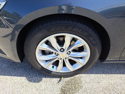 Used 2020 Chevrolet Malibu LT image 16