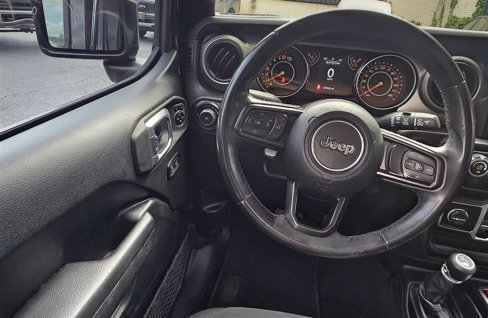 Used 2020 Jeep Wrangler Unlimited Sport S image 17