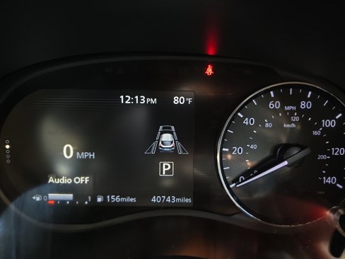 Used 2022 Nissan Kicks SV image 14
