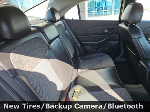 Used 2015 Chevrolet Malibu LT w/ Power Convenience Package image 27