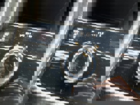 New 2025 Jeep Grand Cherokee Limited image 18