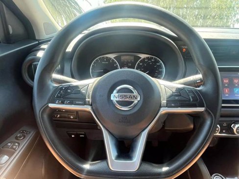 Used 2021 Nissan Kicks S image 54