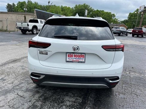 Used 2021 Buick Envision Essence image 4