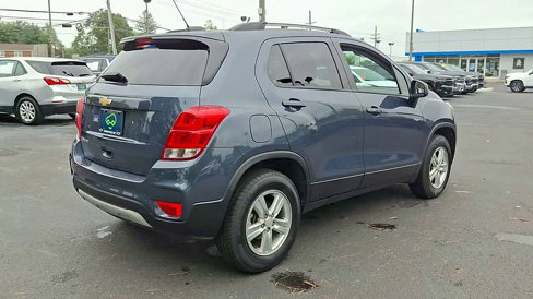 Certified 2022 Chevrolet Trax LT w/ LT Convenience Package image 8