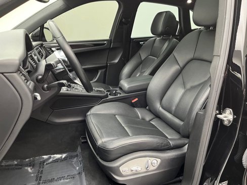 Used 2018 Porsche Macan S image 5