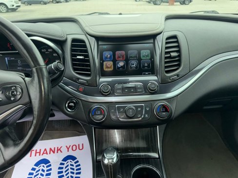 Used 2019 Chevrolet Impala LT image 11
