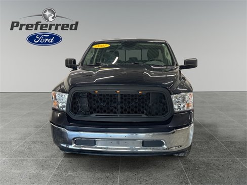 Used 2017 RAM 1500 Classic SLT image 10