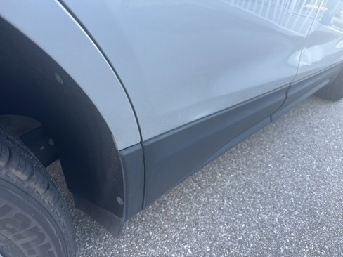 Used 2019 Chevrolet Equinox LS image 4