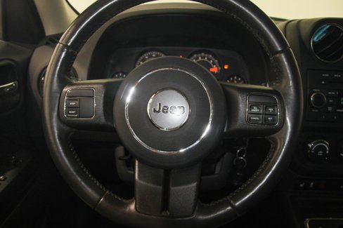 Used 2017 Jeep Patriot Latitude image 12