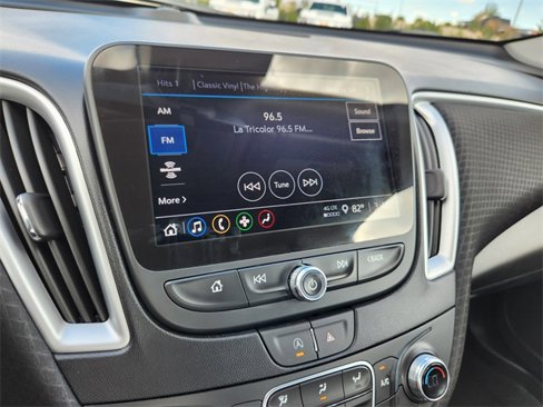 Used 2024 Chevrolet Malibu LT image 22