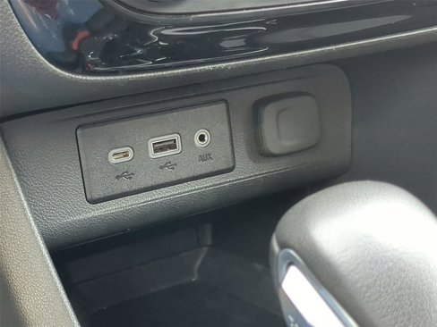 Used 2023 Buick Encore GX Select w/ Sport Touring Package image 25