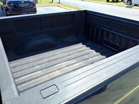 Used 2017 Chevrolet Colorado LT w/ LT Convenience Package image 18