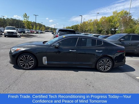 Used 2018 Kia Stinger Premium image 2
