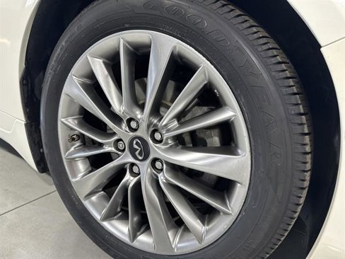 Used 2018 INFINITI Q50 Luxe w/ All Weather Package (L93) image 13