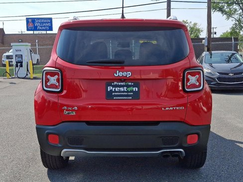 Certified 2015 Jeep Renegade Limited image 5